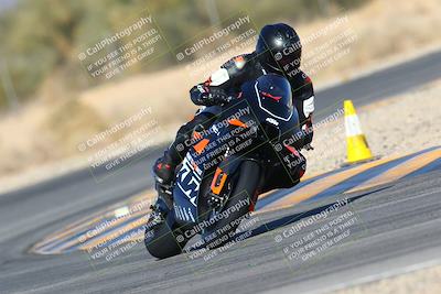 media/Jan-14-2024-SoCal Trackdays (Sun) [[2e55ec21a6]]/Turn 6 (125pm)/